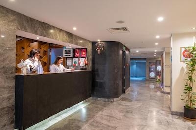 پارک بای کلوور