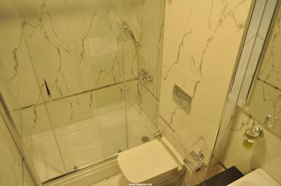 شاه این هتل