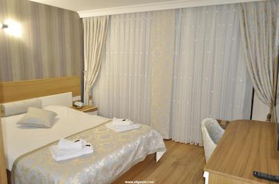 شاه این هتل