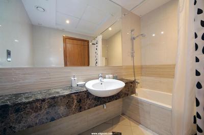 گرند رزیدنس