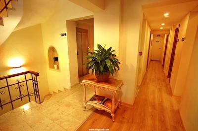 مولتون شیشلی ملس هتل