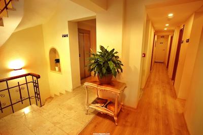 مولتون شیشلی ملس هتل