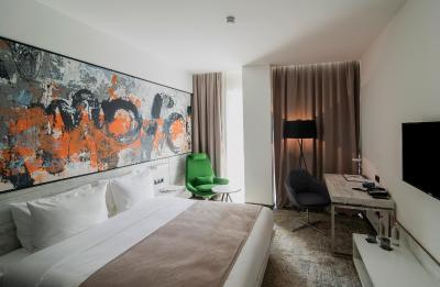 مسیر 53 هتل ایروان