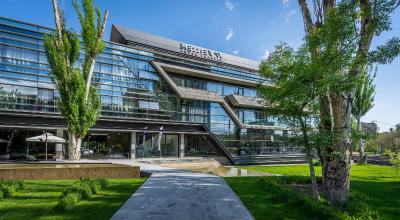 مسیر 53 هتل ایروان