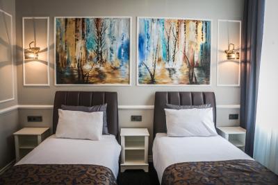 هتل نام پاشا کناگی