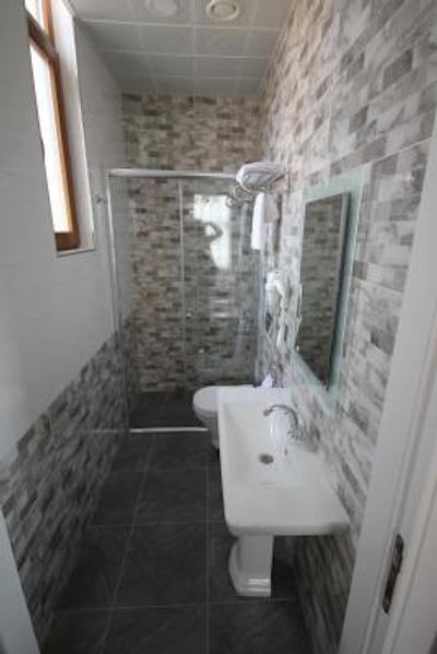 هتل نام پاشا کناگی