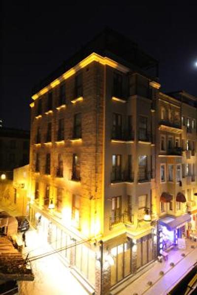 هتل نام پاشا کناگی