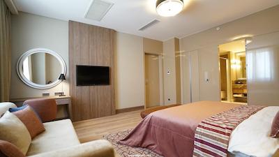 هاوتورن سوئیت بای ویندهام استانبول ایرپورت