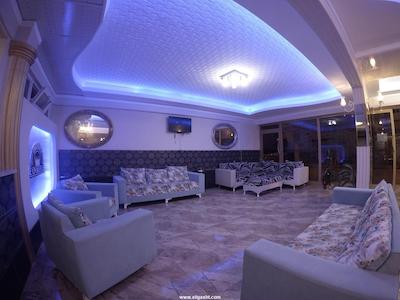 اکسپریال هتل