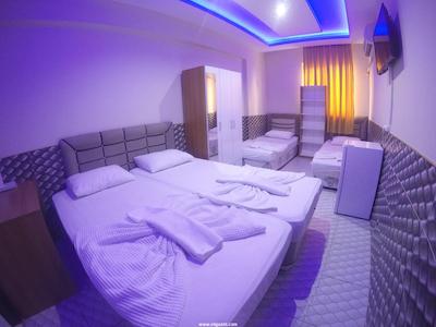 اکسپریال هتل