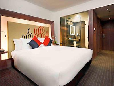 نیووتل سیلوم بانکوک