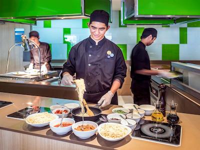 نیووتل سیلوم بانکوک