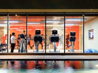 نیووتل سیلوم بانکوک