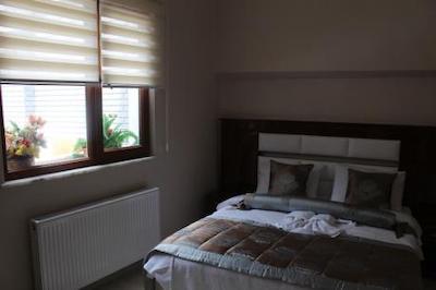 ساهی دیوان آپارت هتل