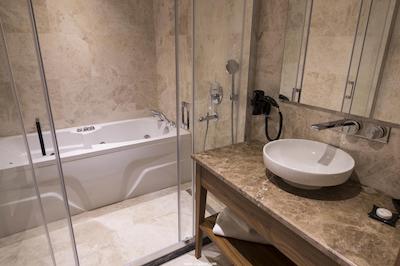 اندلس آرت تکسیم