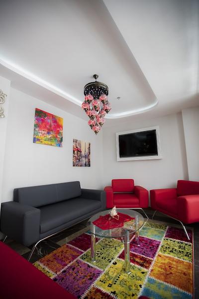 رویال اینسی ایرپورت هتل