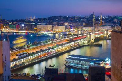 هتل ممنتو گلدن هورن