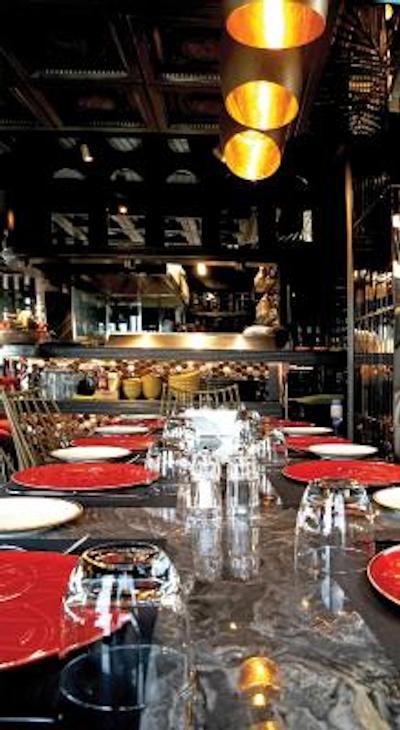 هتل ممنتو گلدن هورن