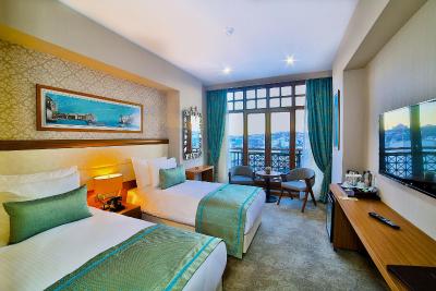 هتل ممنتو گلدن هورن