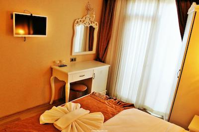 سلطان احمد نیوپورت هتل