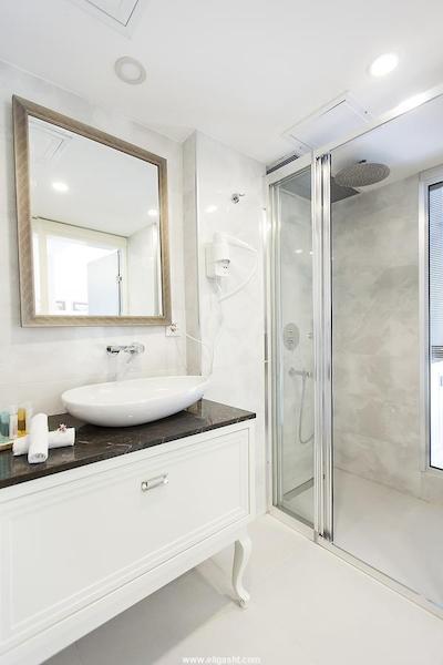 گالاتا گراس