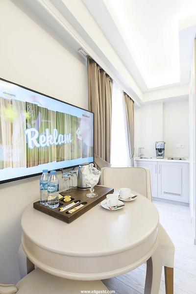 گالاتا گراس