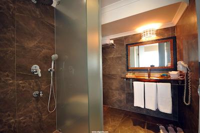 نیا سوئیت اولد سیتی