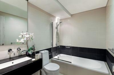 د لوفتس تاورز