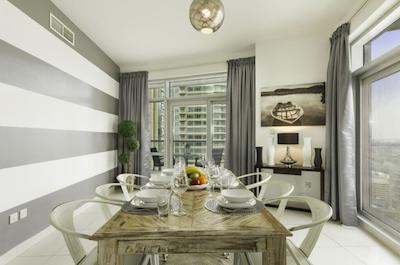 د لوفتس تاورز