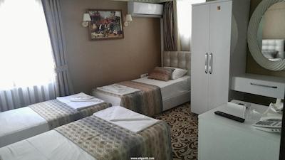 سنت جورج بوتیک هاوس