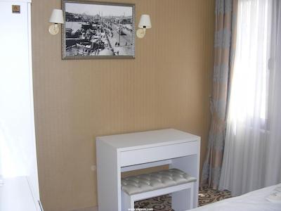 سنت جورج بوتیک هاوس