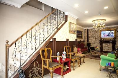 سنت جورج بوتیک هاوس