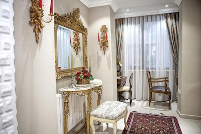 سنت جورج بوتیک هاوس