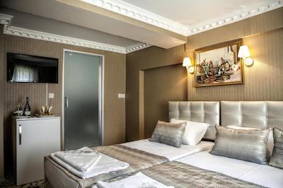 سنت جورج بوتیک هاوس