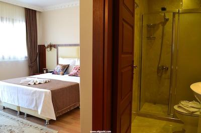 بلو استانبول هتل تکسیم