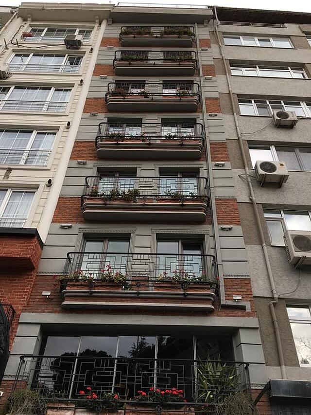 نومی هتل