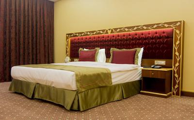 ام بی دلوکس هتل