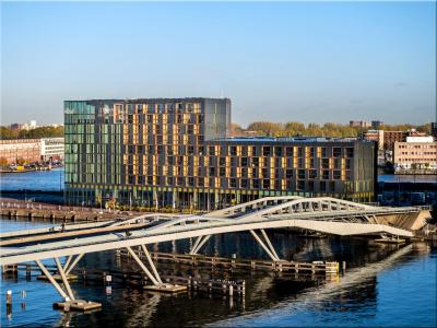 هتل جاکارتا امستردام