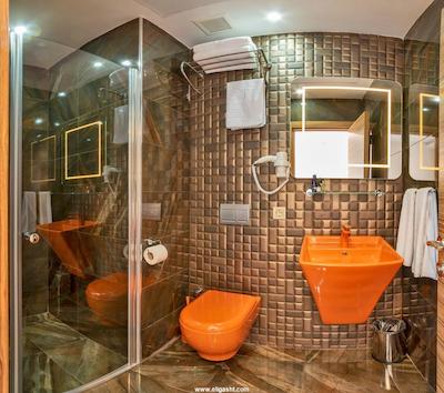 ویستریا بوتیک هتل