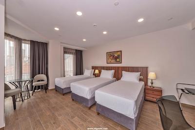 ویستریا بوتیک هتل