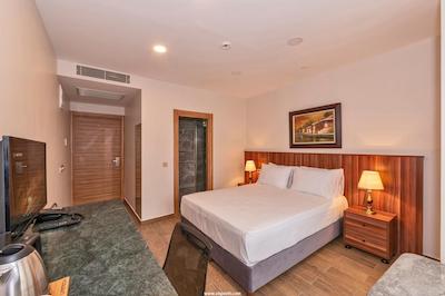 ویستریا بوتیک هتل