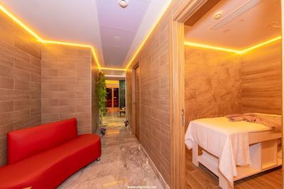 ویستریا بوتیک هتل