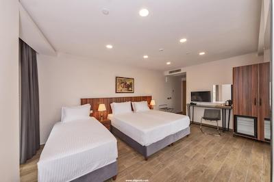 ویستریا بوتیک هتل