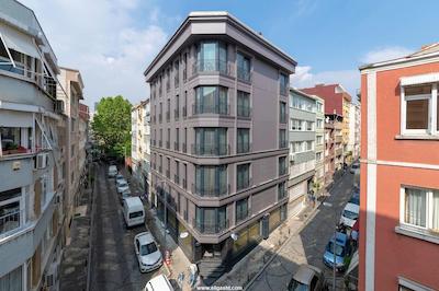 ویستریا بوتیک هتل