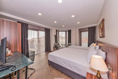 ویستریا بوتیک هتل