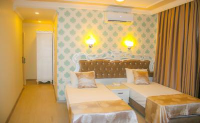 دلوکس نیوپورت هتل