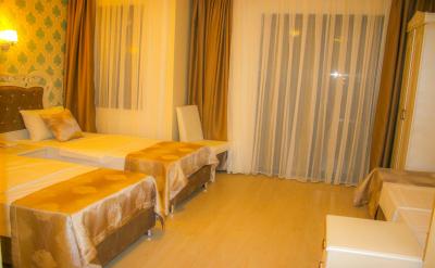 دلوکس نیوپورت هتل