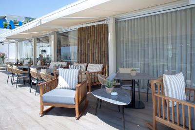 وایندهام آتن رزیدنس