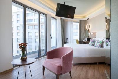 وایندهام آتن رزیدنس