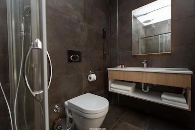 پرمیست هتل تکسیم